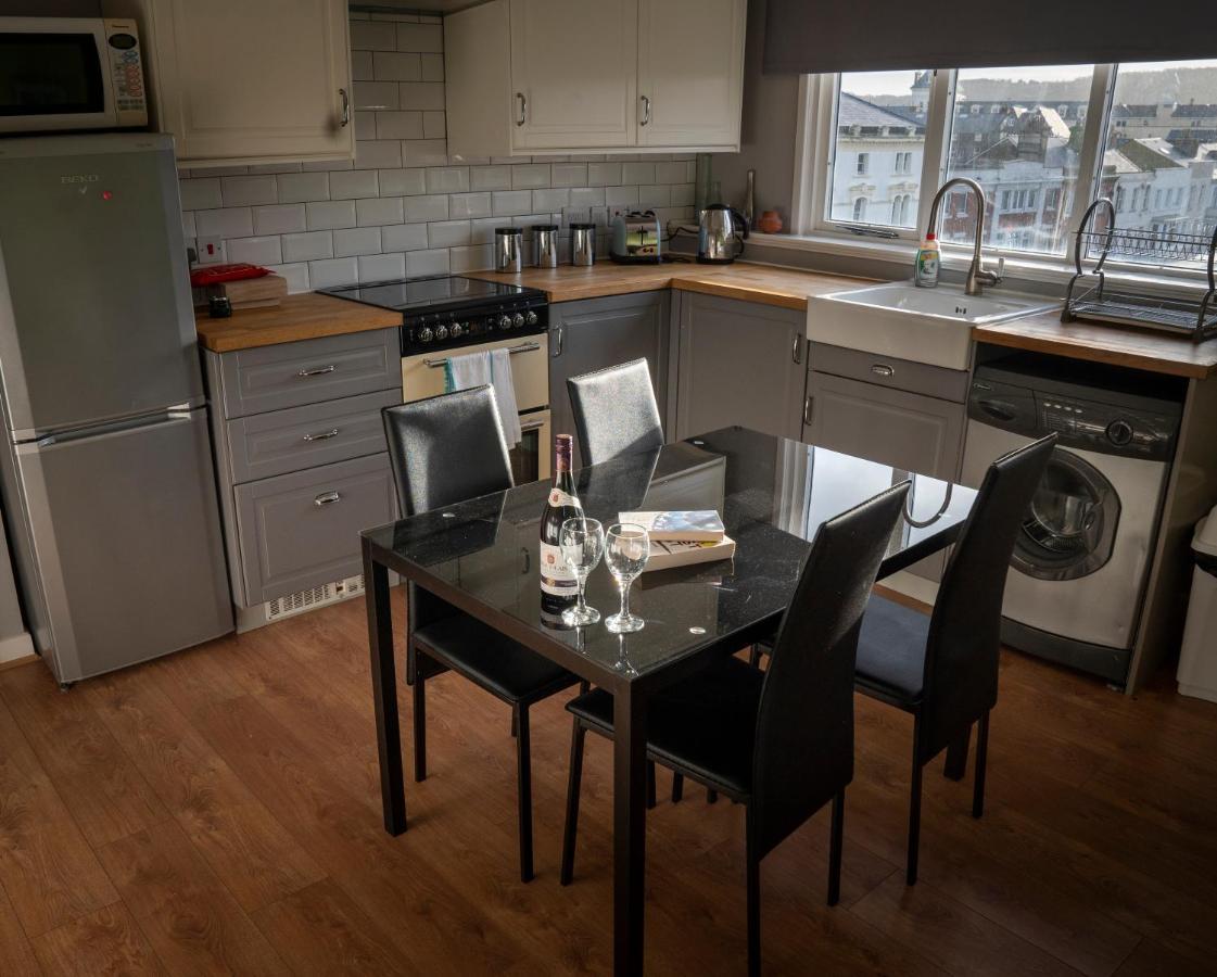 Apartment 4, Cornerhouse Apartments Лландидно Экстерьер фото