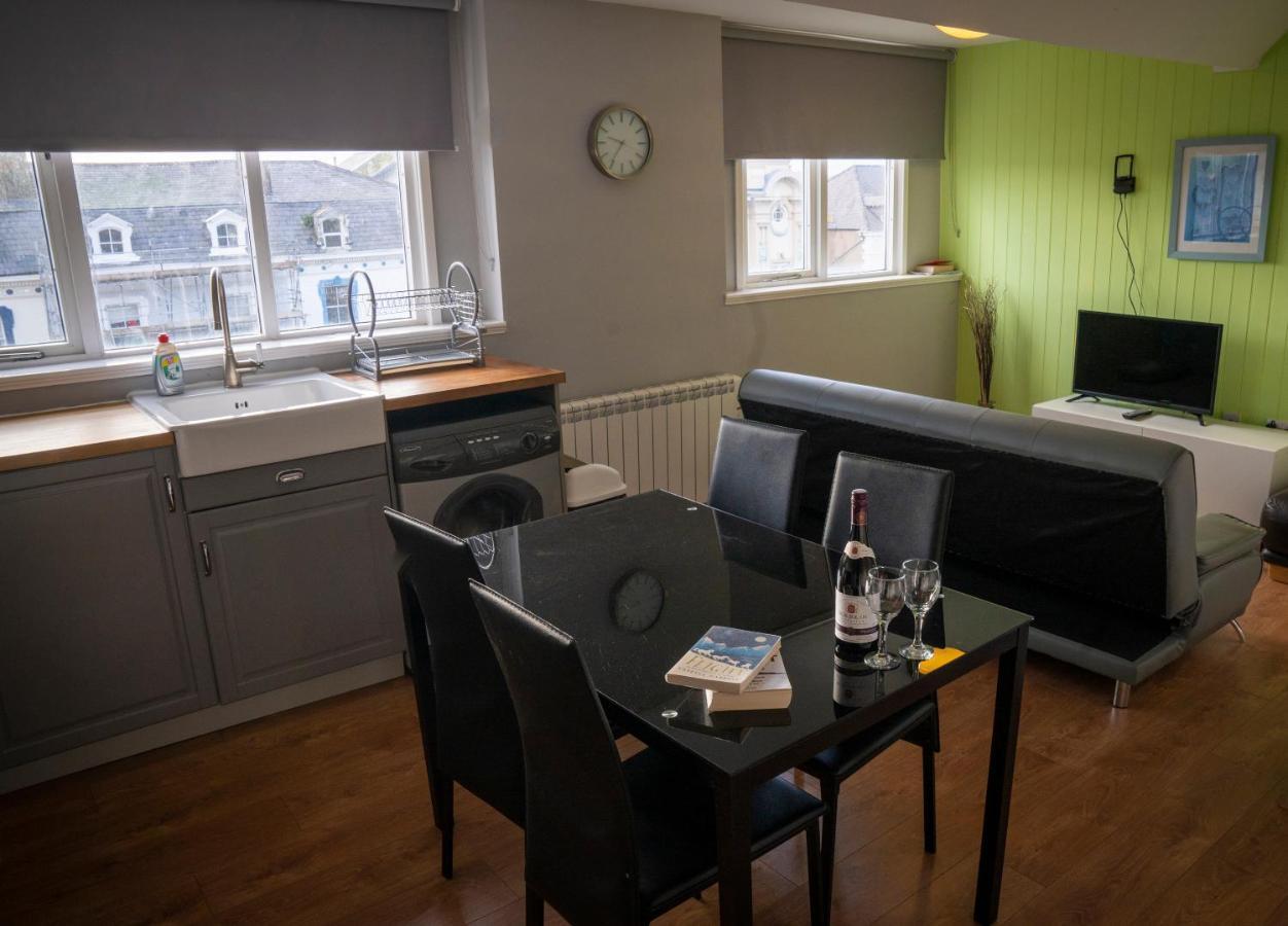 Apartment 4, Cornerhouse Apartments Лландидно Экстерьер фото